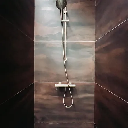 בית הארחה Astrid 3*